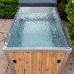 Polar Plunge Tub